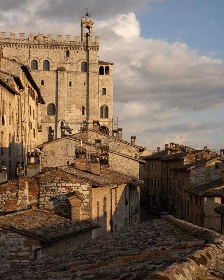 Casa Armanni - La Tua Casa Di Pietra Apartment Gubbio Bagian luar foto