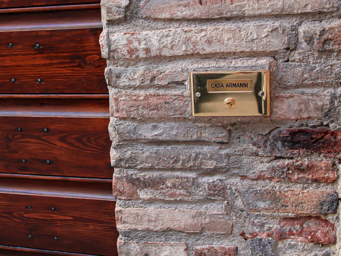 Casa Armanni - La Tua Casa Di Pietra Apartment Gubbio Bagian luar foto