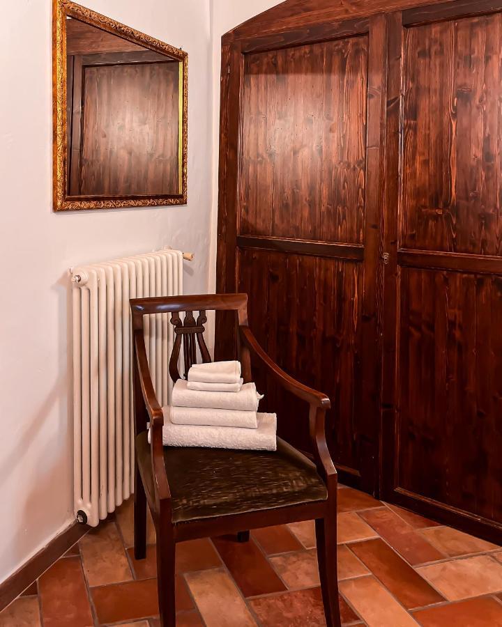 Casa Armanni - La Tua Casa Di Pietra Apartment Gubbio Bagian luar foto