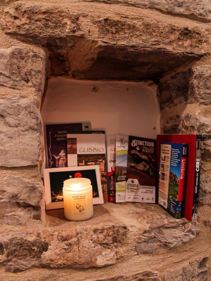 Casa Armanni - La Tua Casa Di Pietra Apartment Gubbio Bagian luar foto